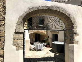 Maison de charme avec jacuzzi